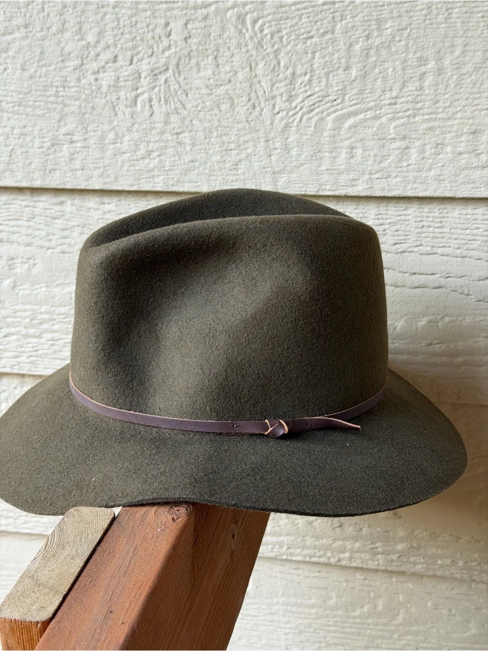 Classic Wool Fedora Hat in Olive Green with Leather Band